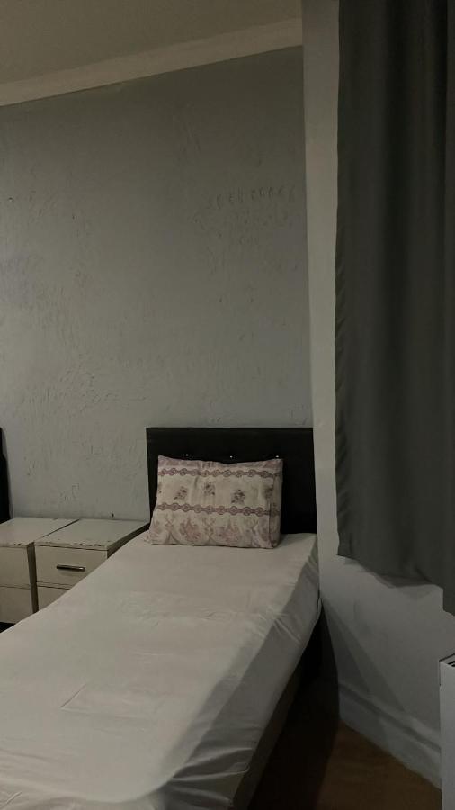 Ryn Prestij Hotel Istanboel Buitenkant foto
