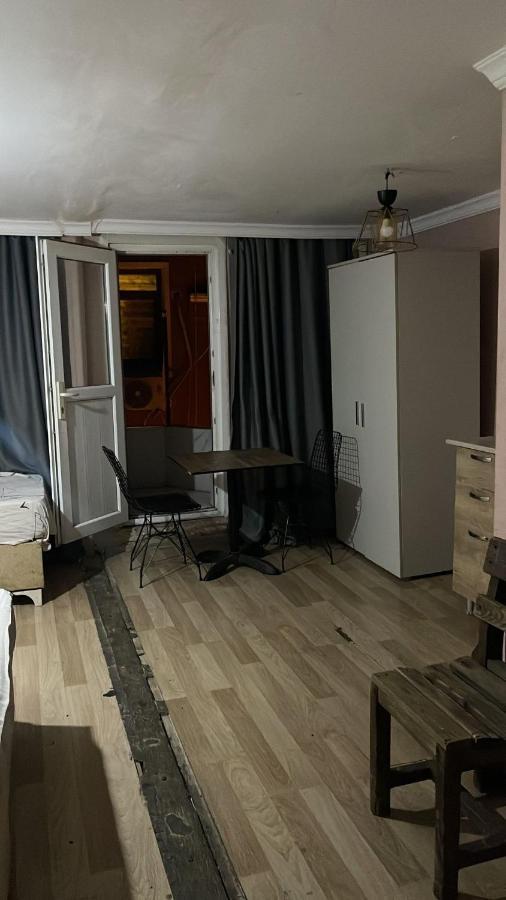 Ryn Prestij Hotel Istanboel Buitenkant foto