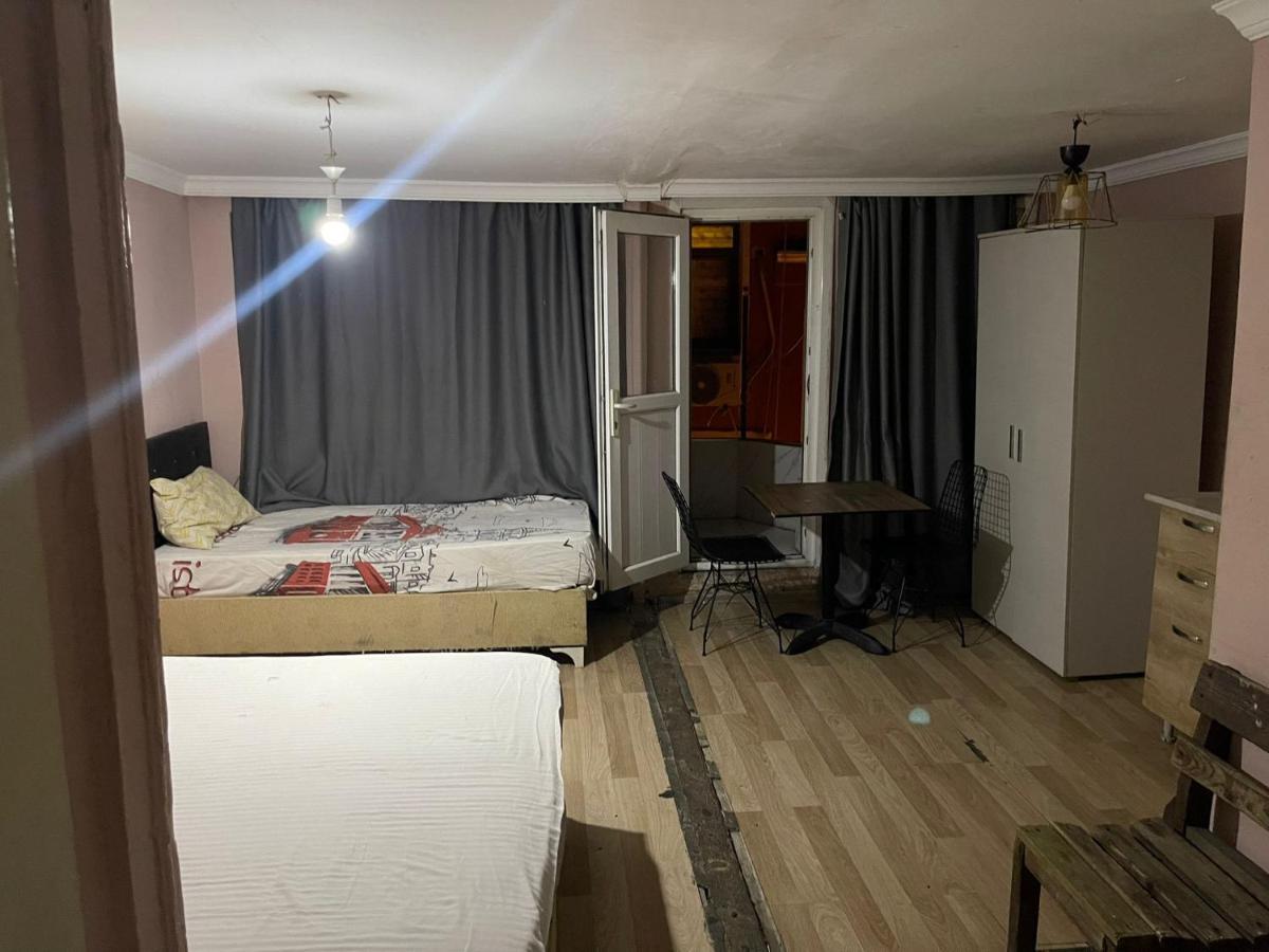 Ryn Prestij Hotel Istanboel Buitenkant foto